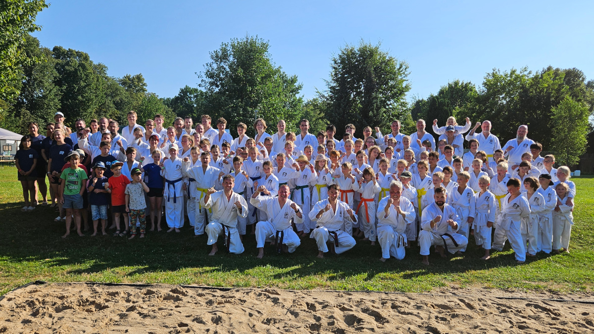 Gruppenbild Karate Zeltlager 2026
